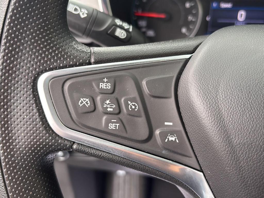 used 2022 Chevrolet Equinox car, priced at $16,990