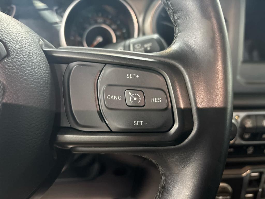 used 2022 Jeep Gladiator car, priced at $29,399