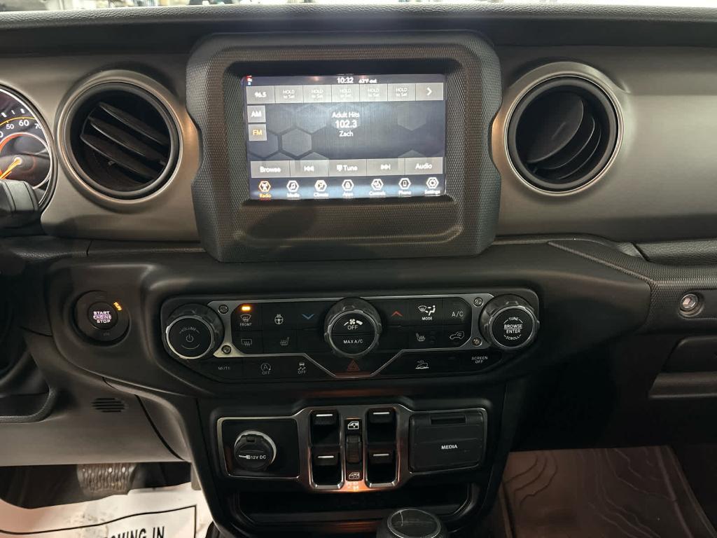 used 2022 Jeep Gladiator car, priced at $29,399