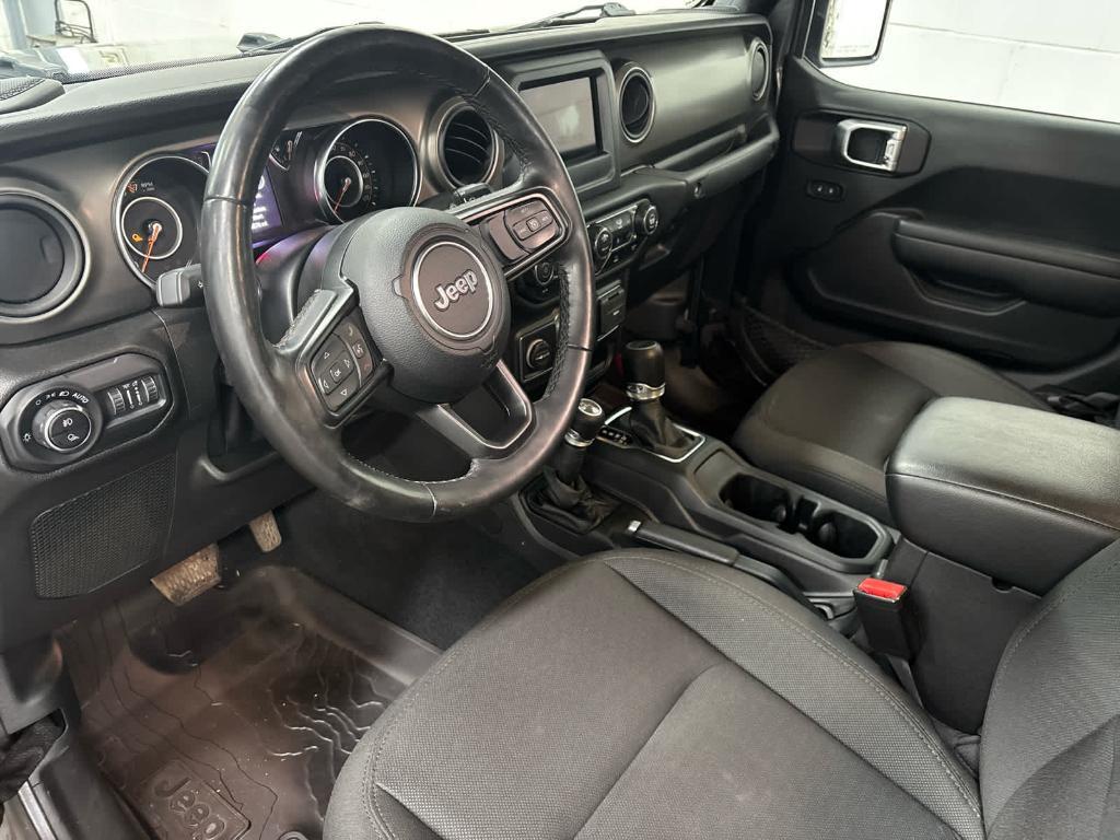 used 2022 Jeep Gladiator car, priced at $29,399