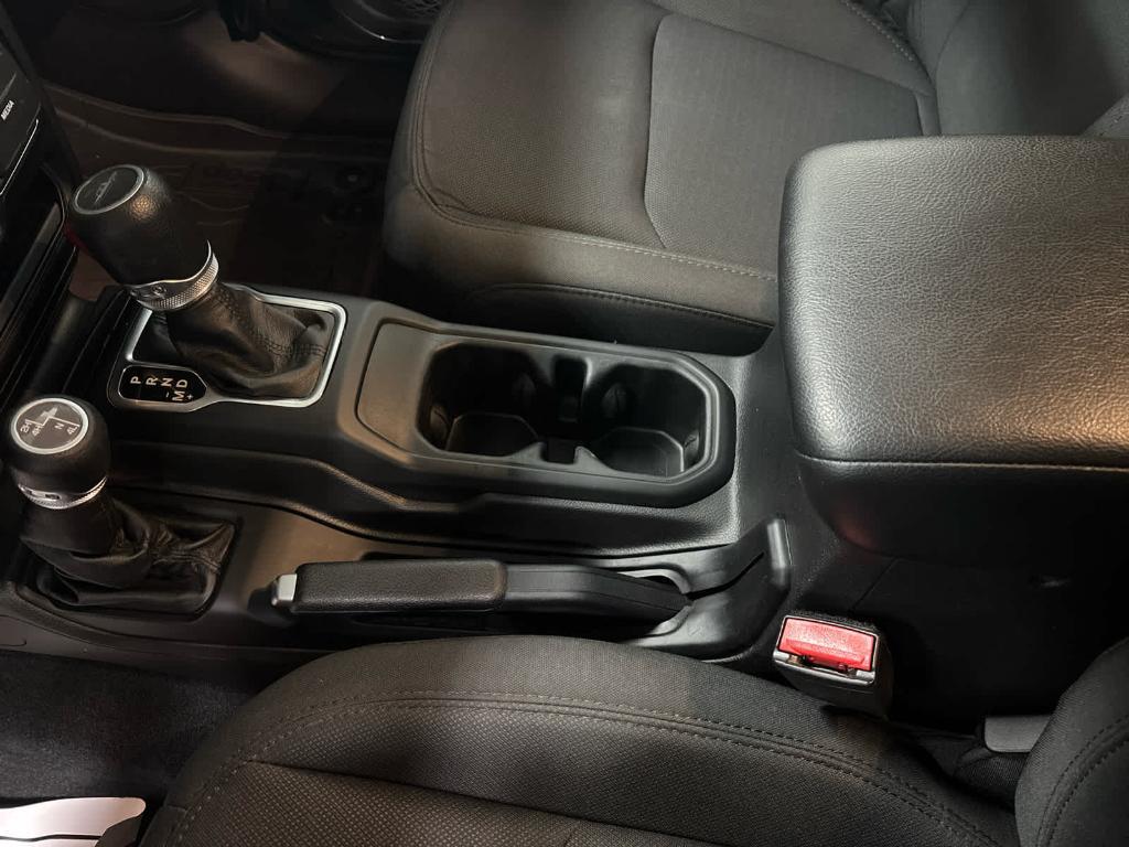 used 2022 Jeep Gladiator car, priced at $29,399