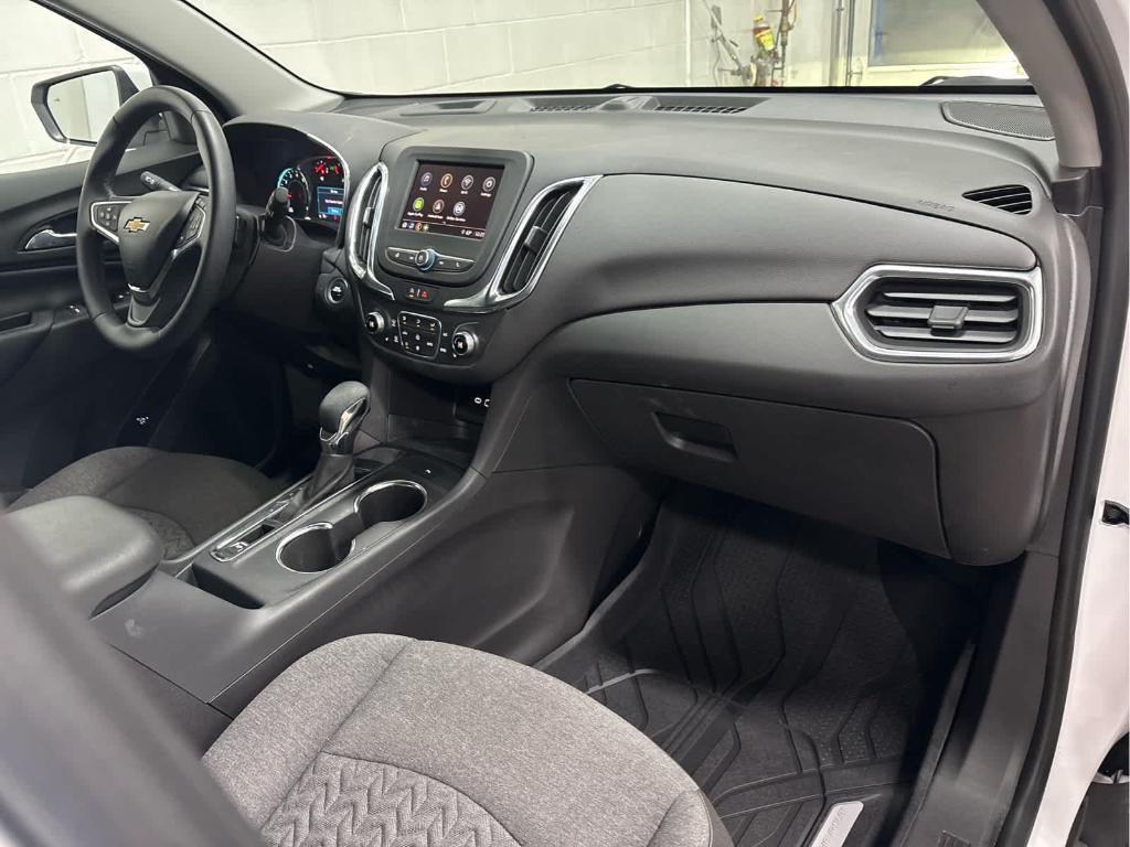 used 2024 Chevrolet Equinox car, priced at $22,890