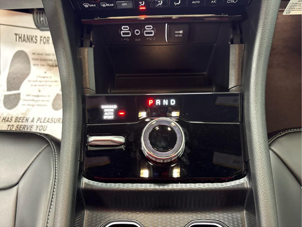 new 2025 Jeep Grand Cherokee car, priced at $44,172