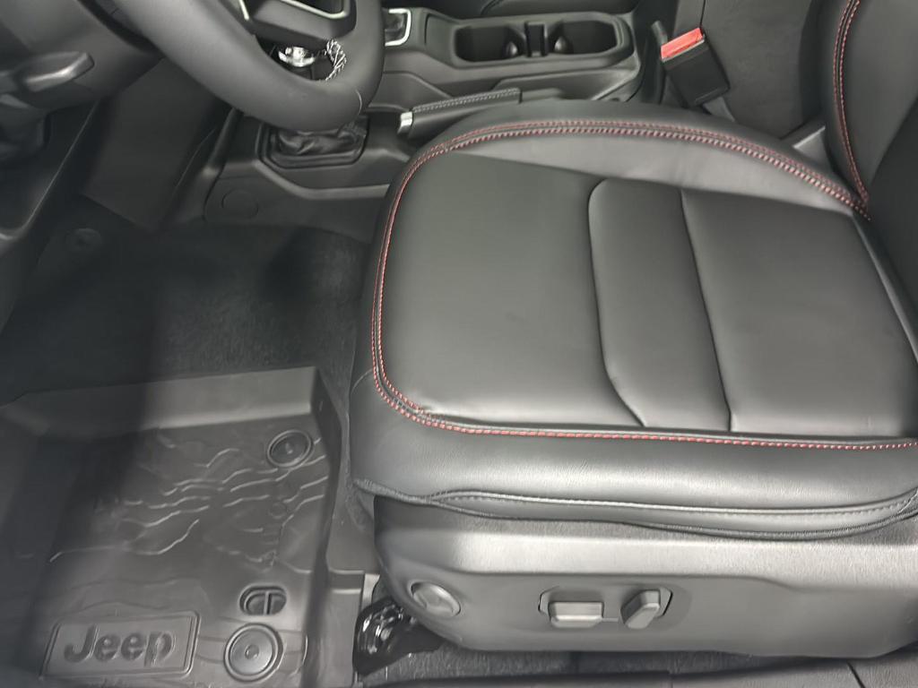 new 2026 Jeep Gladiator car, priced at $54,439