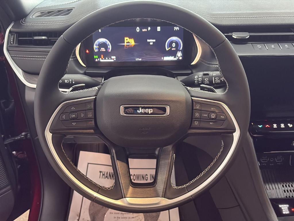 new 2026 Jeep Grand Cherokee car, priced at $45,618