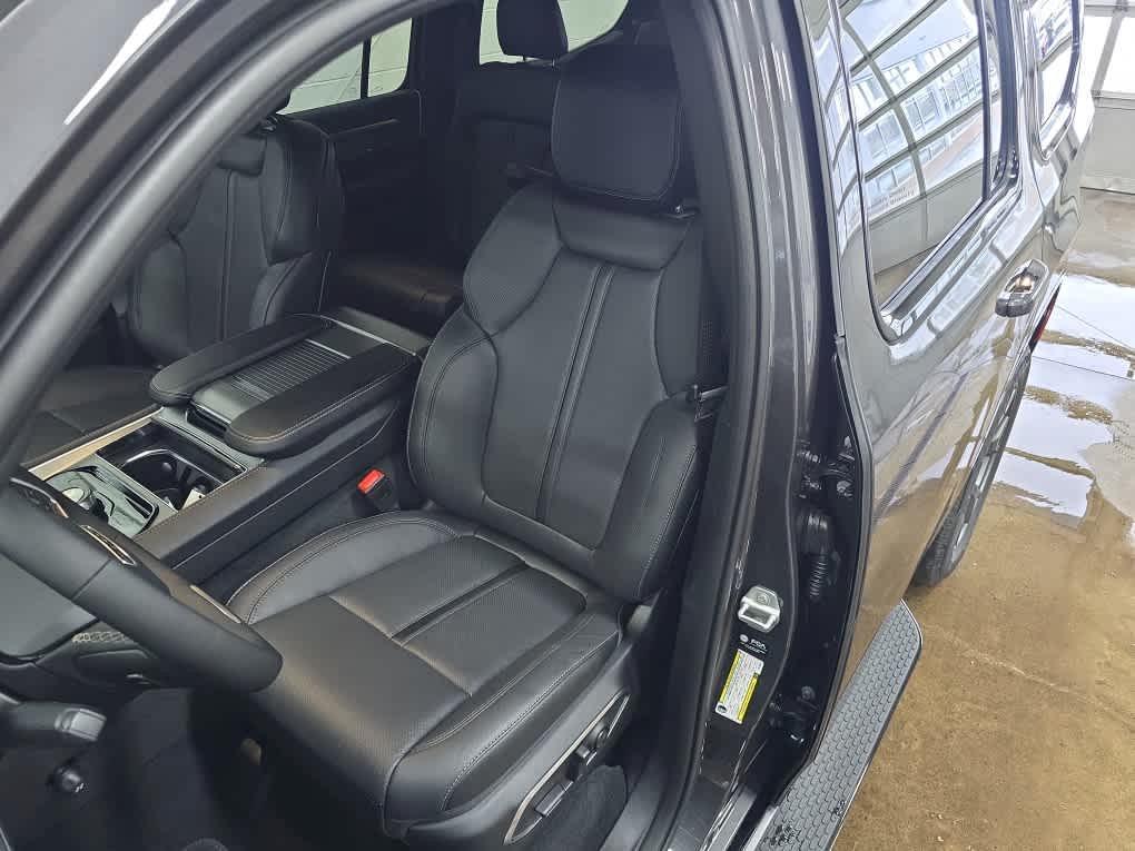 new 2026 Jeep Grand Wagoneer car, priced at $74,430