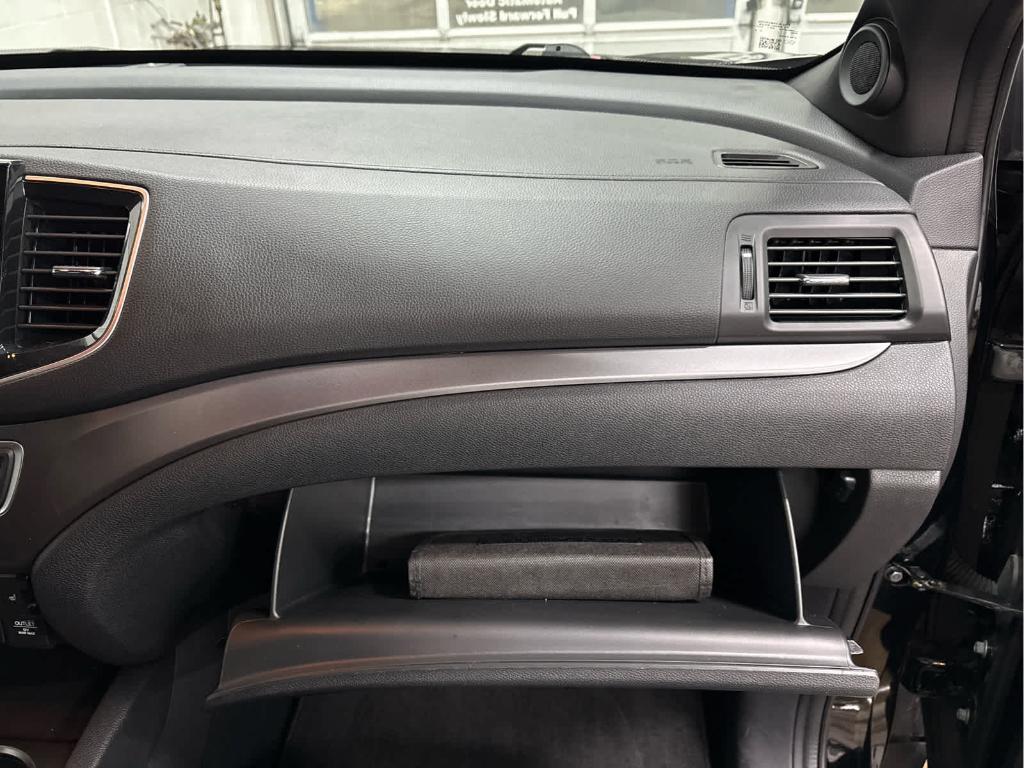 used 2022 Honda Pilot car, priced at $27,490