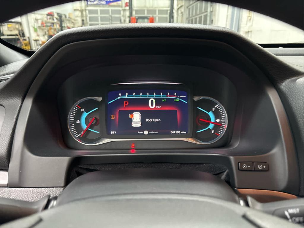 used 2022 Honda Pilot car, priced at $27,490