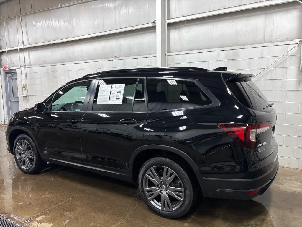 used 2022 Honda Pilot car, priced at $27,490