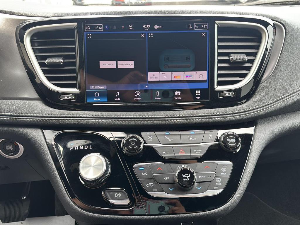 new 2026 Chrysler Pacifica car, priced at $41,016