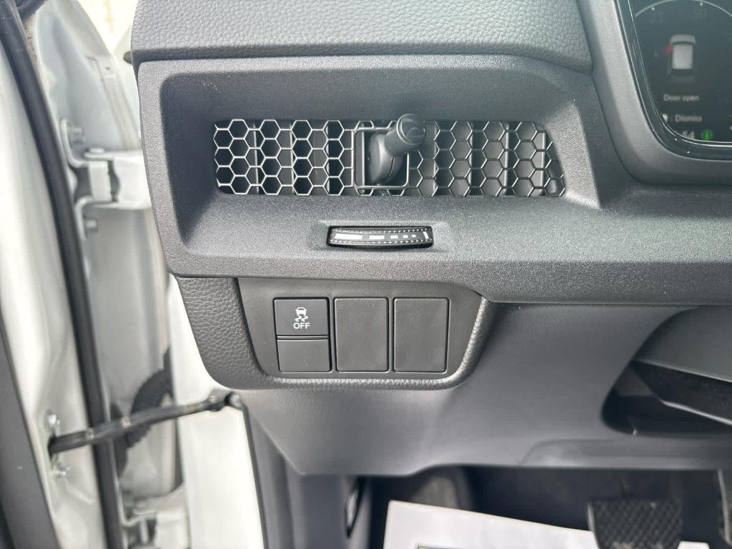 used 2024 Honda CR-V Hybrid car, priced at $30,990