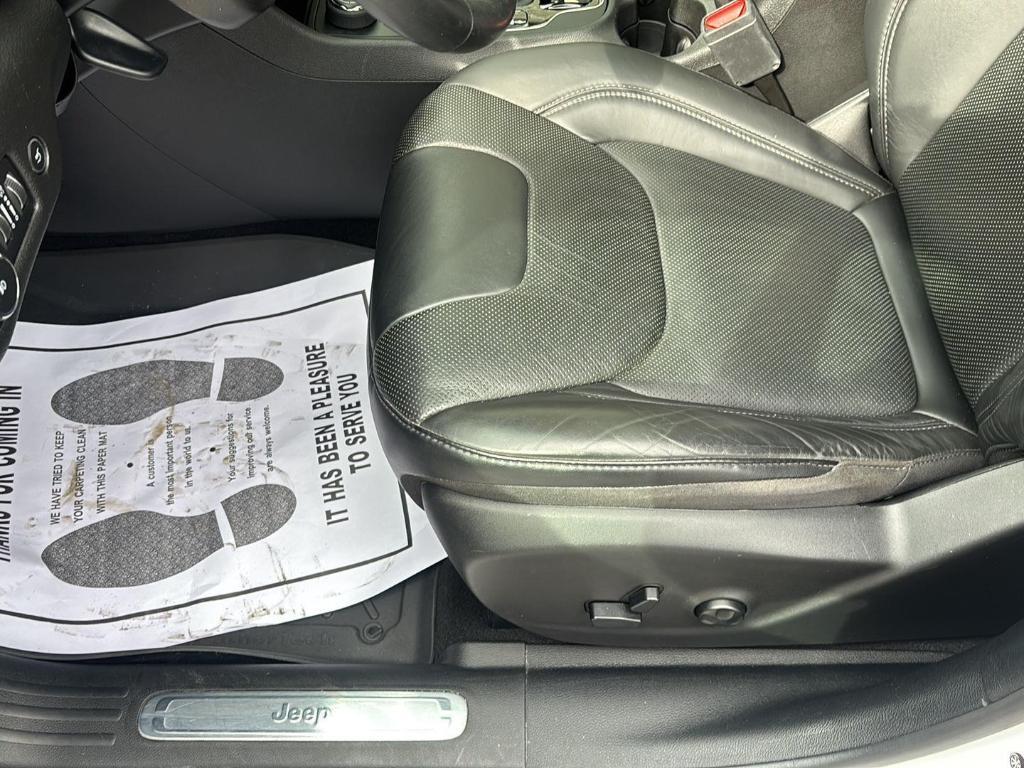 used 2021 Jeep Cherokee car, priced at $24,520