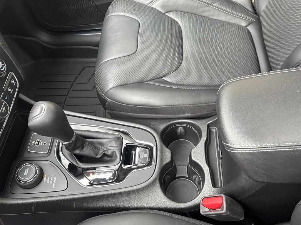 used 2021 Jeep Cherokee car, priced at $24,520