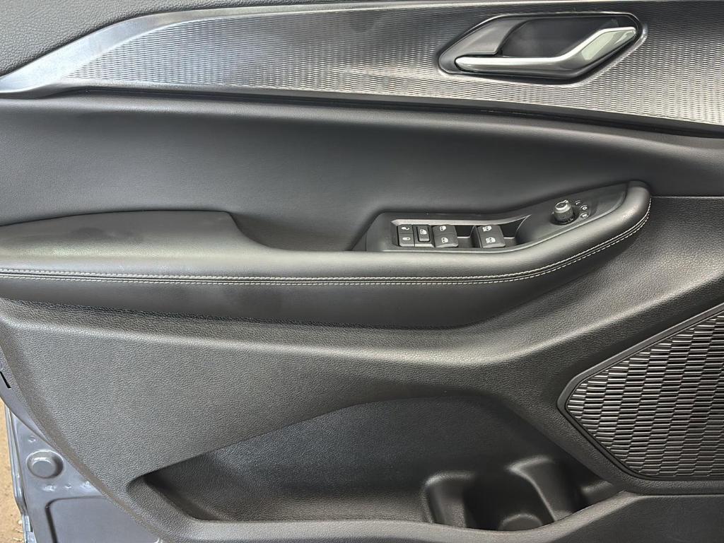 new 2026 Jeep Grand Cherokee car, priced at $44,103