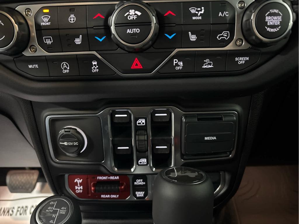 new 2026 Jeep Wrangler car, priced at $64,160