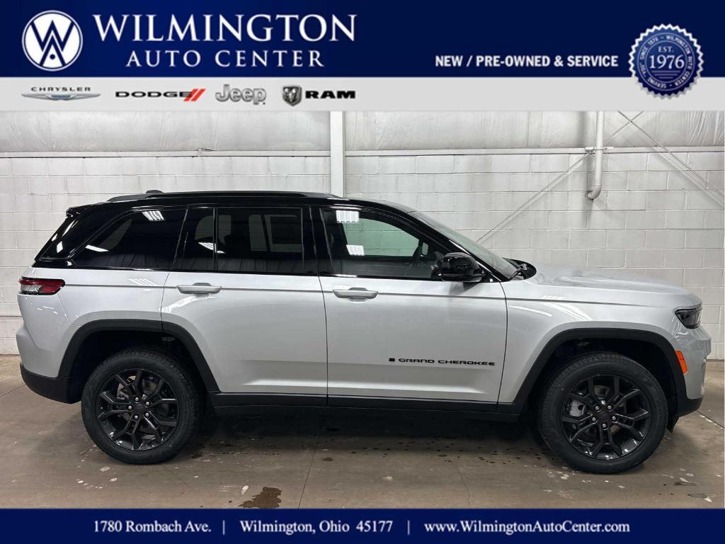 new 2025 Jeep Grand Cherokee car, priced at $47,122
