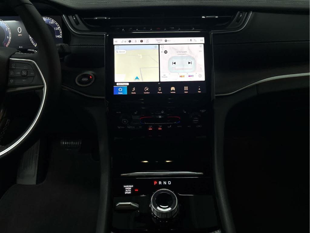 new 2025 Jeep Grand Cherokee car, priced at $47,122