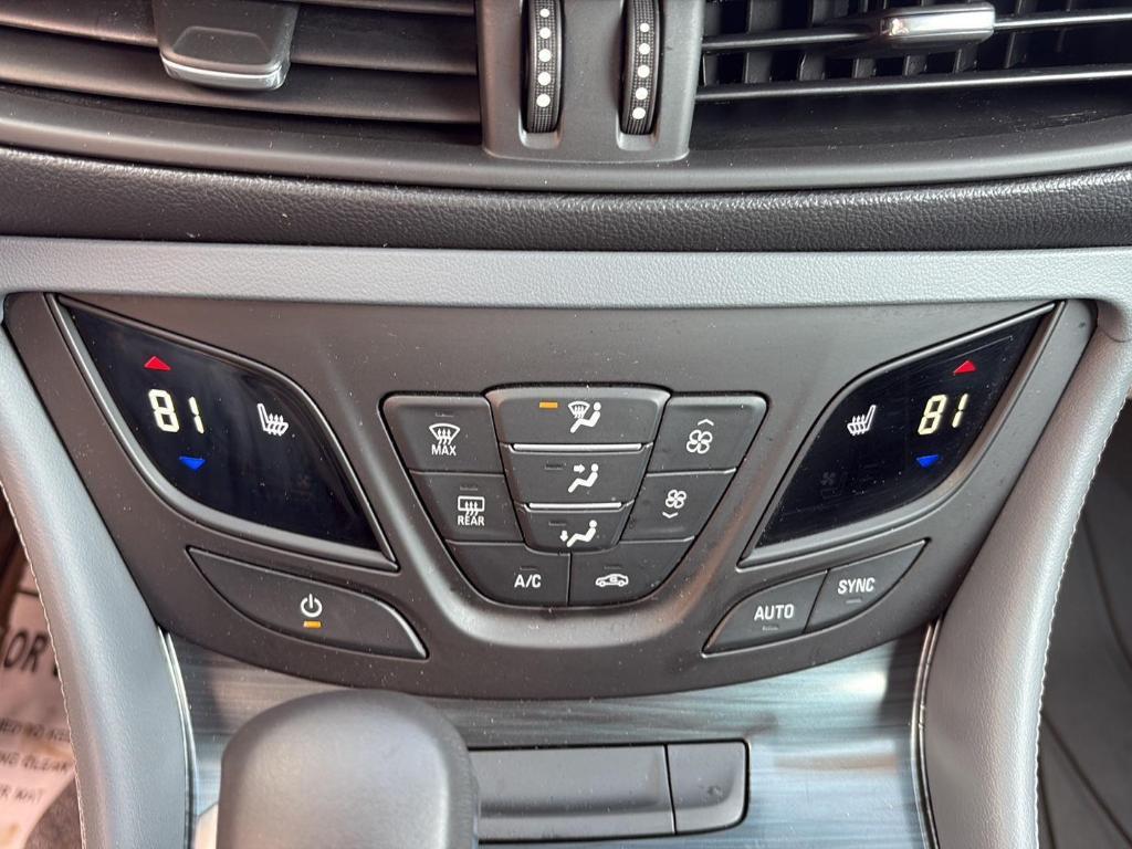 used 2019 Buick Envision car, priced at $18,400