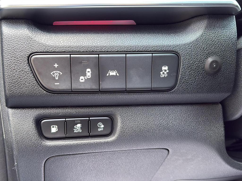 used 2020 Kia Niro Plug-In Hybrid car, priced at $18,690