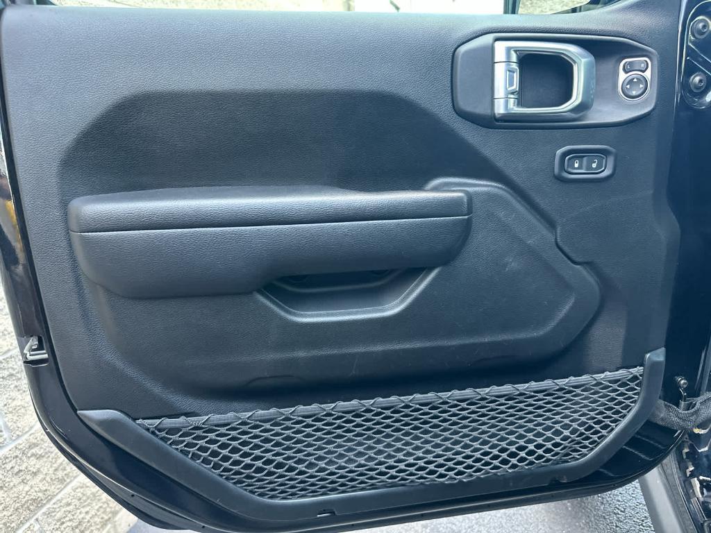 used 2021 Jeep Gladiator car, priced at $26,500