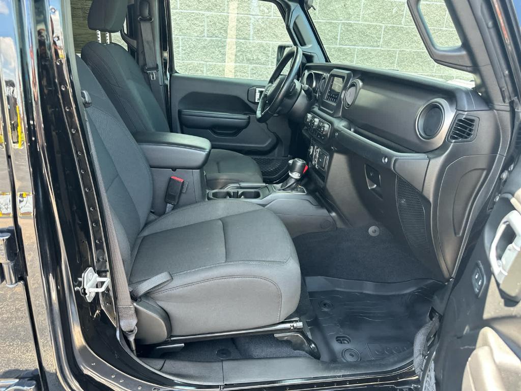 used 2021 Jeep Gladiator car, priced at $26,500