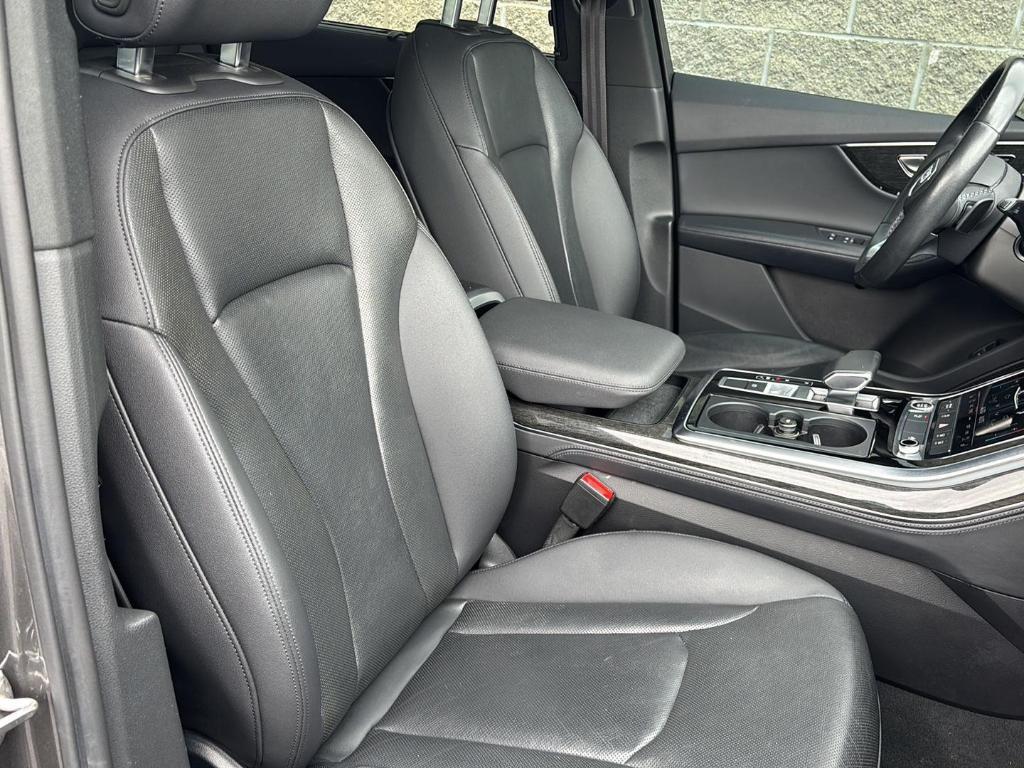 used 2021 Audi Q7 car, priced at $30,840
