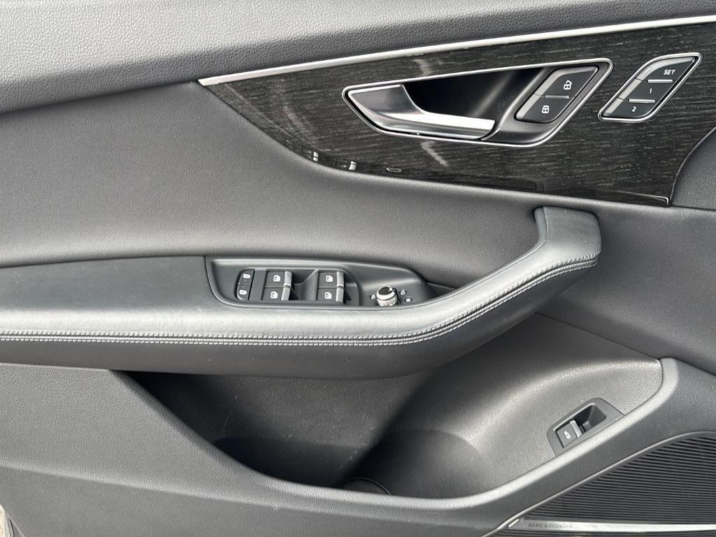 used 2021 Audi Q7 car, priced at $30,840