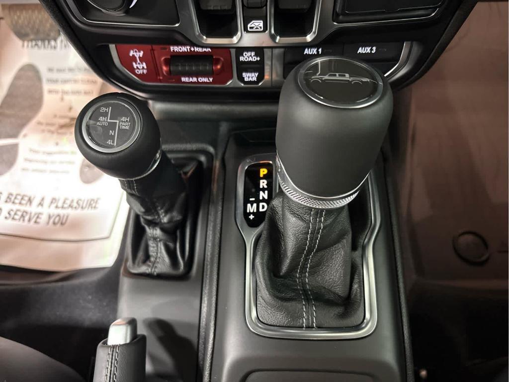 new 2026 Jeep Gladiator car, priced at $59,170