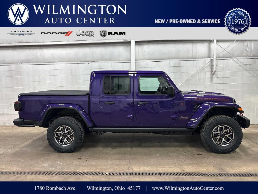 new 2026 Jeep Gladiator car, priced at $59,170