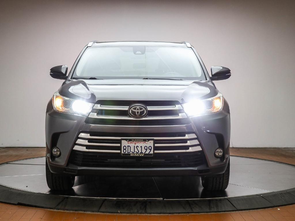 used 2018 Toyota Highlander car, priced at $23,591