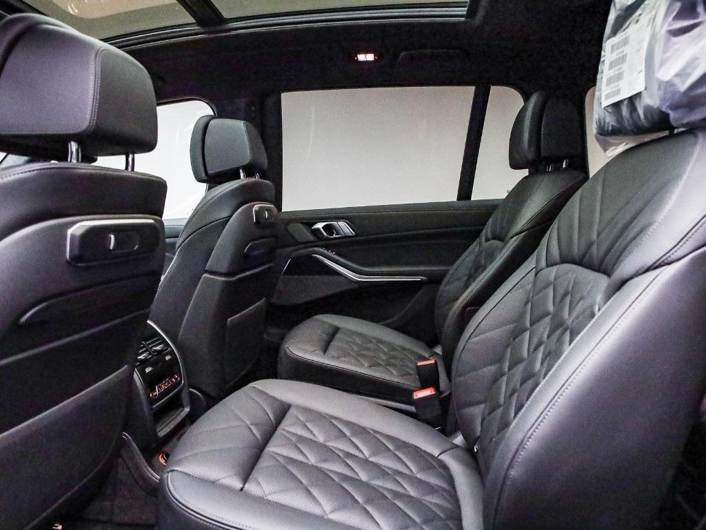 new 2026 BMW X7 car, priced at $97,525