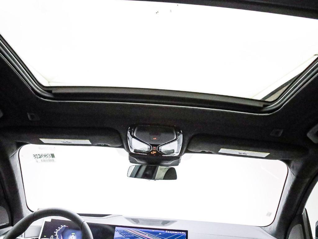 new 2026 BMW X7 car, priced at $97,525