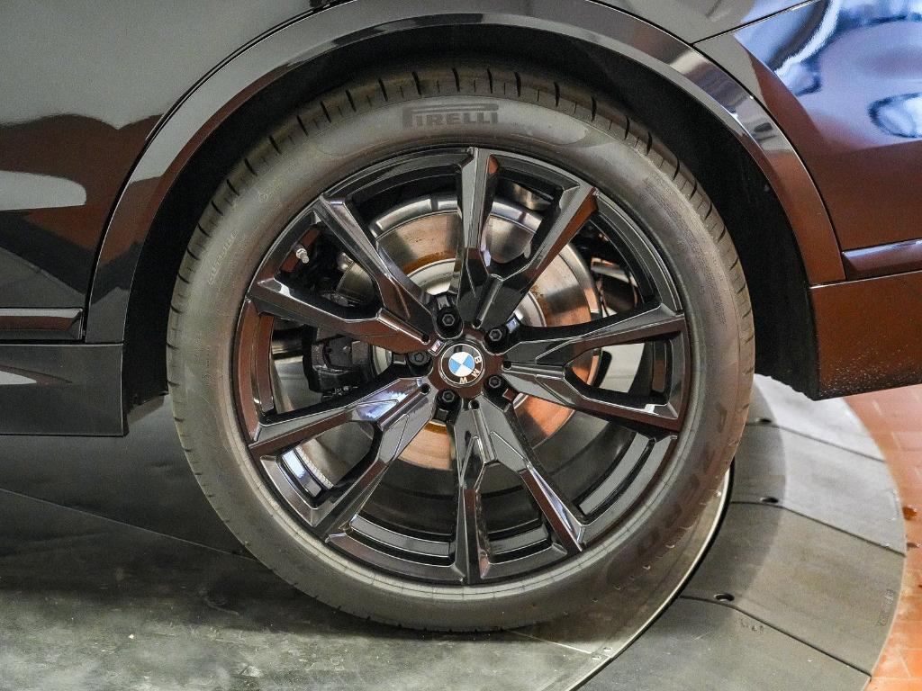 new 2026 BMW X7 car, priced at $99,015