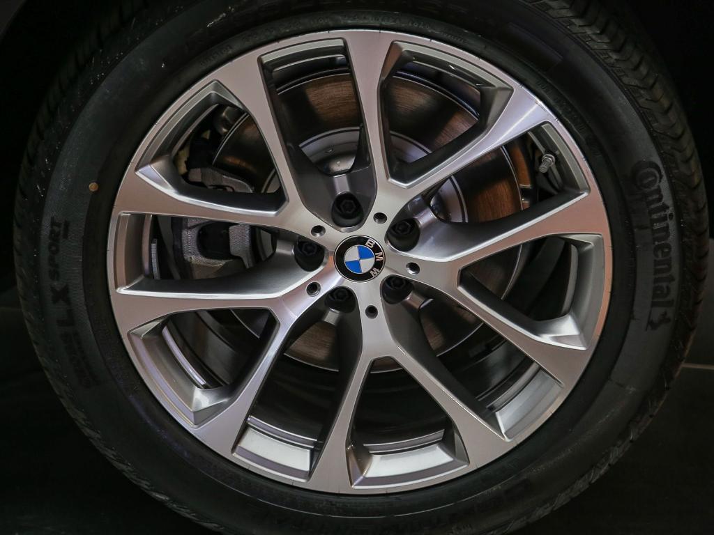 new 2026 BMW X5 PHEV car, priced at $79,772