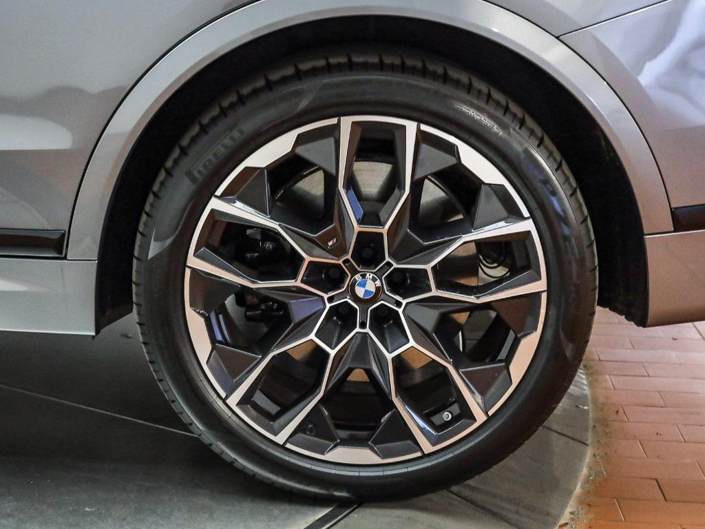 used 2025 BMW X7 car, priced at $106,991