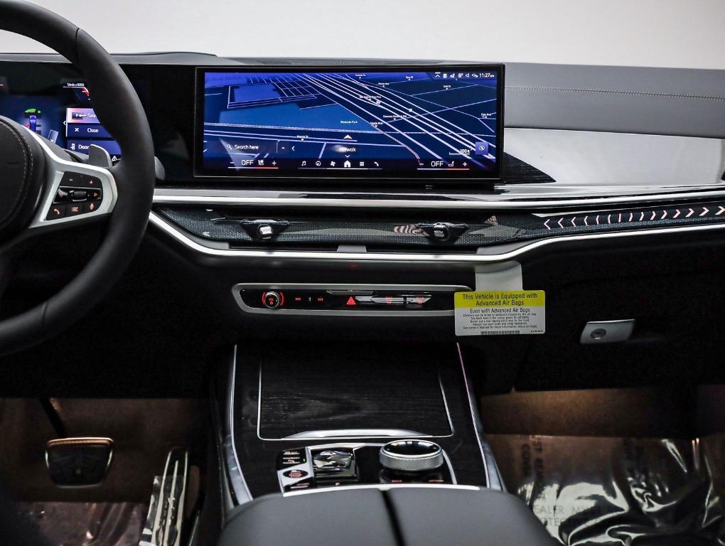 new 2026 BMW X7 car, priced at $100,822