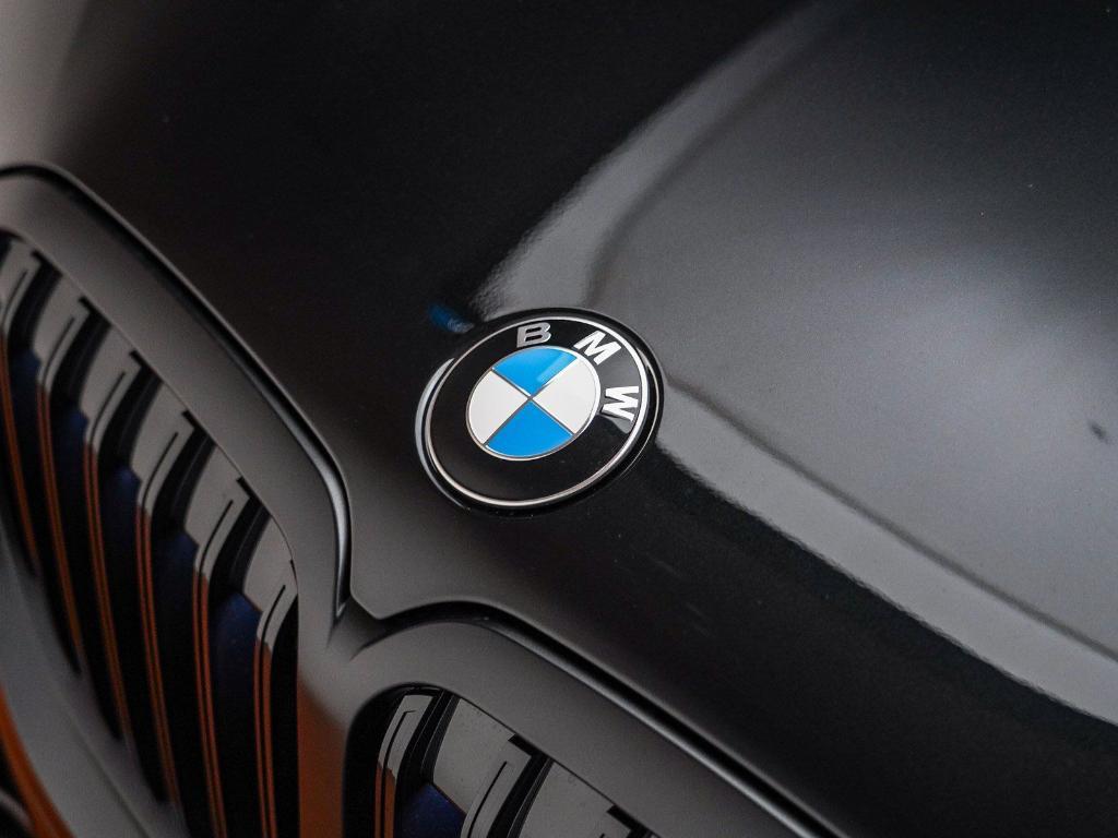 new 2026 BMW X7 car, priced at $100,115