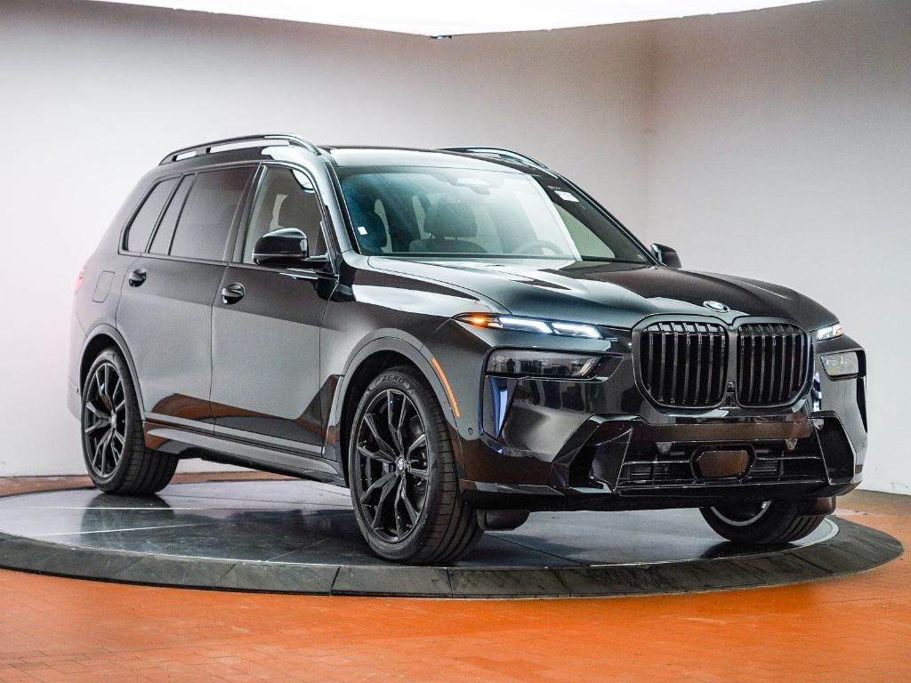 new 2026 BMW X7 car, priced at $100,115