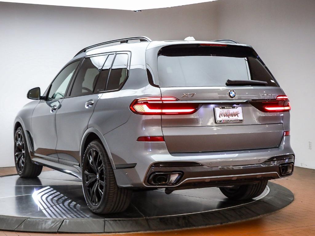 new 2026 BMW X7 car, priced at $100,400