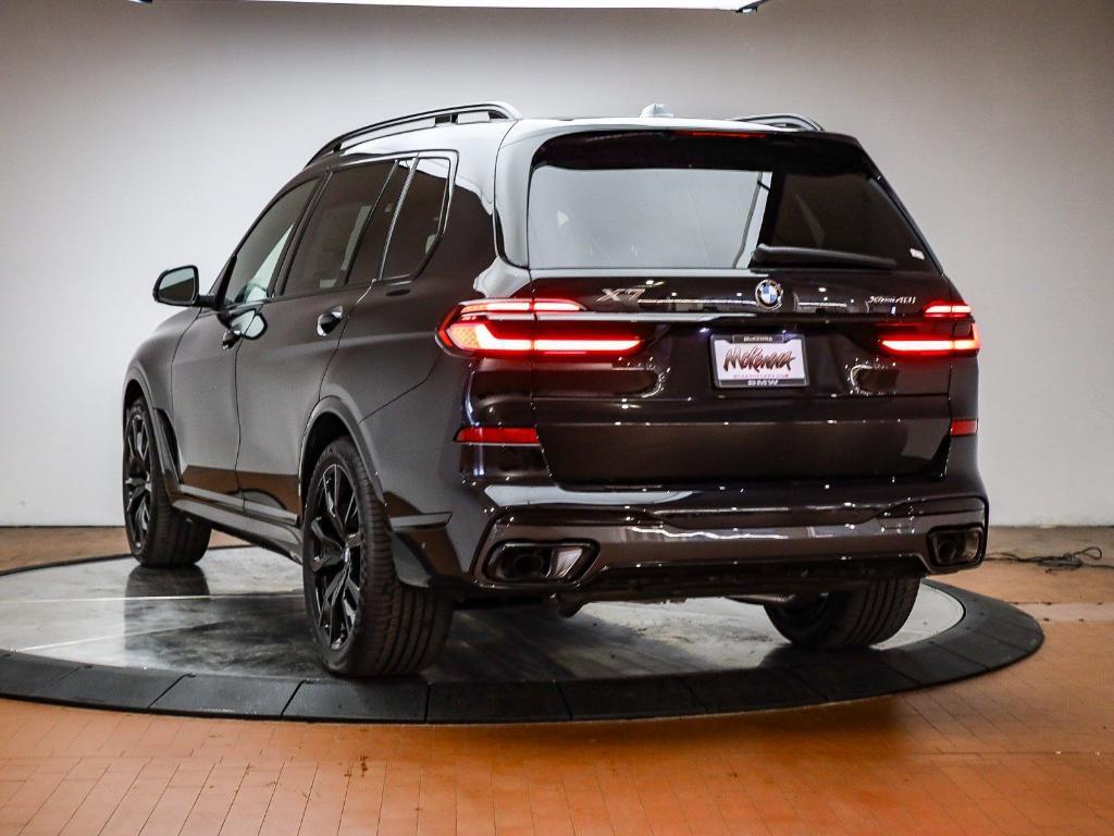 new 2026 BMW X7 car, priced at $100,400