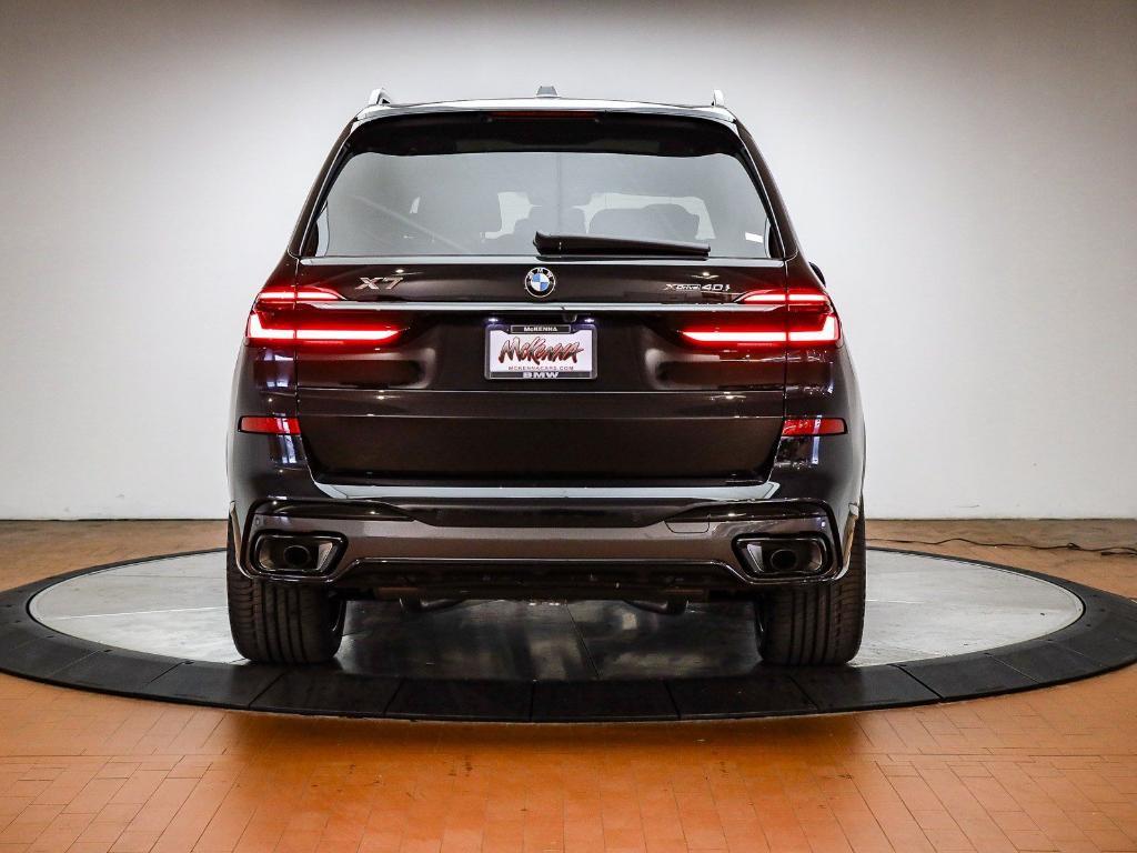 new 2026 BMW X7 car, priced at $100,400