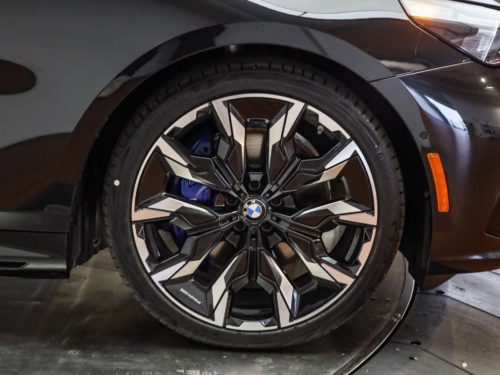 new 2026 BMW i5 car, priced at $78,100