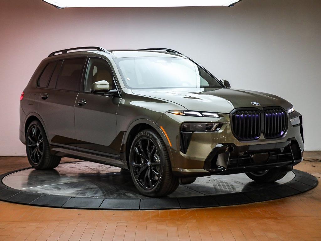 new 2026 BMW X7 car, priced at $101,900
