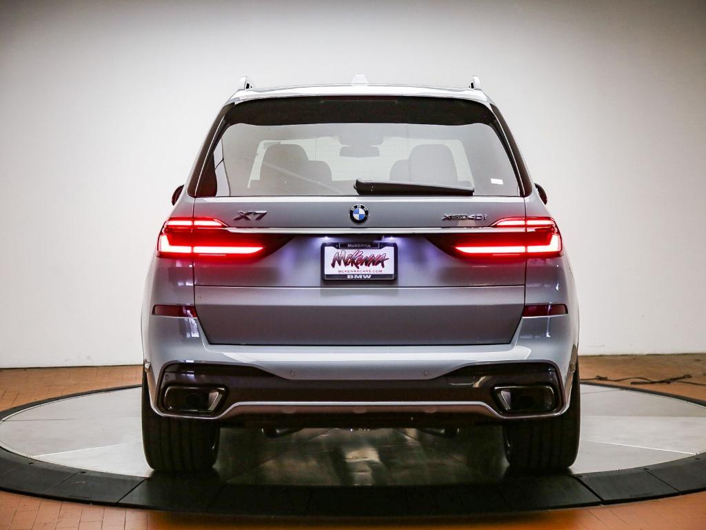new 2027 BMW X7 car, priced at $99,472