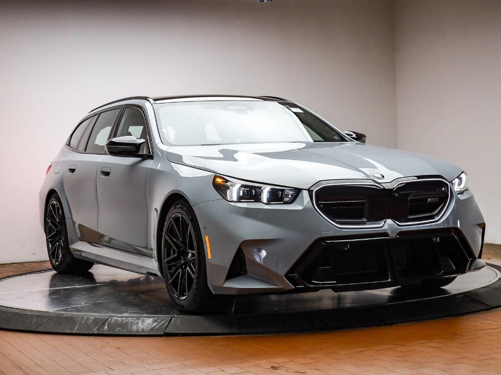 new 2026 BMW M5 car, priced at $132,225