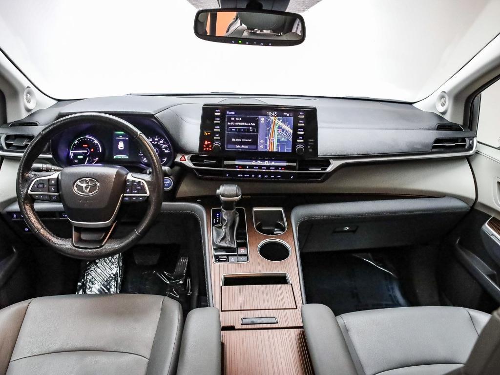 used 2024 Toyota Sienna car, priced at $37,891