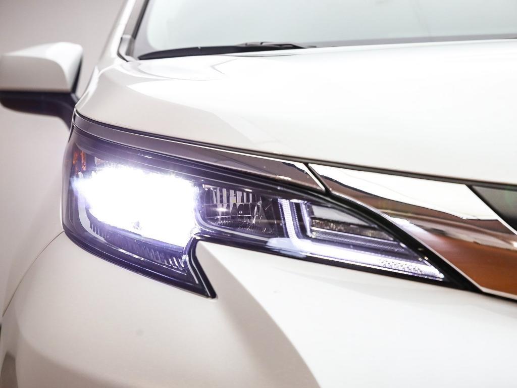 used 2024 Toyota Sienna car, priced at $37,891