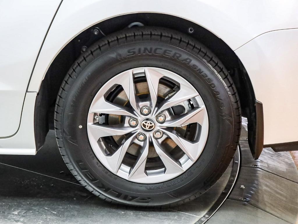 used 2024 Toyota Sienna car, priced at $37,891