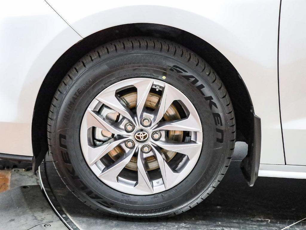 used 2024 Toyota Sienna car, priced at $37,891