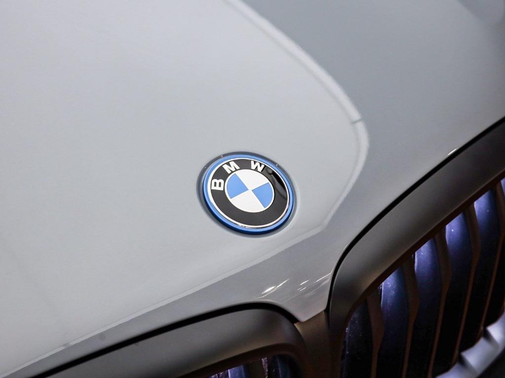 new 2026 BMW X5 PHEV car, priced at $84,025